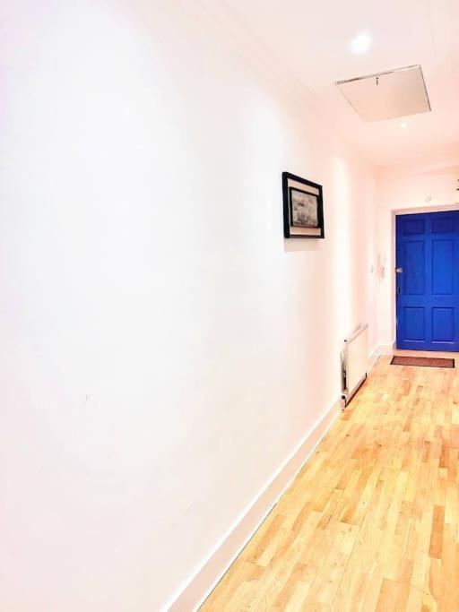 Crown House Two Bedroom Apartment 阿伯丁 外观 照片